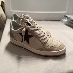 ShuShop Paz Light Grey Women's Sneakers - Size 6